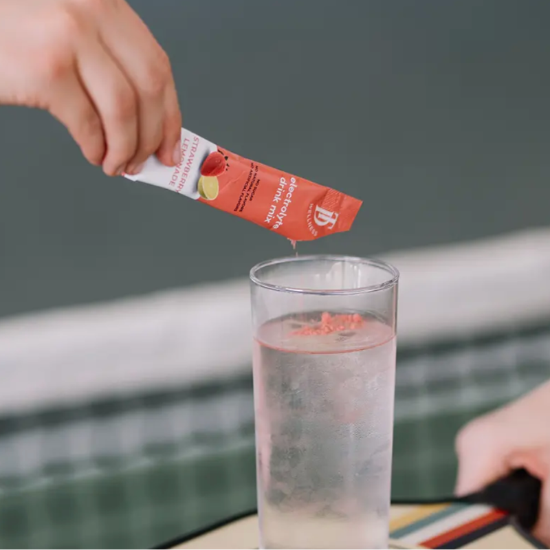 Taylor Dukes Electrolyte Drink Mix - Strawberry Lemonade 3