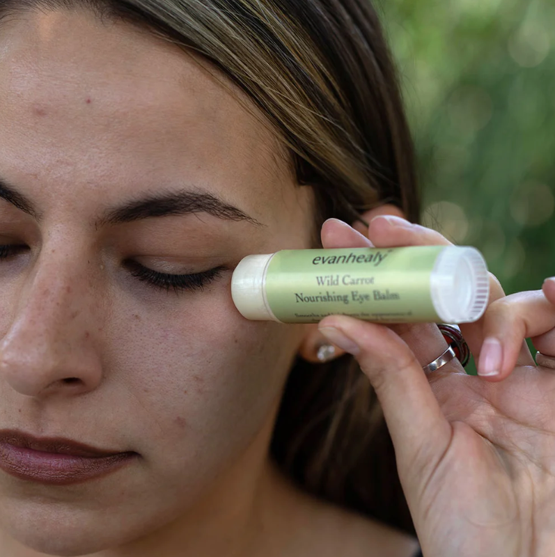 Evanhealy Wild Carrot Immortelle Eye Balm 4