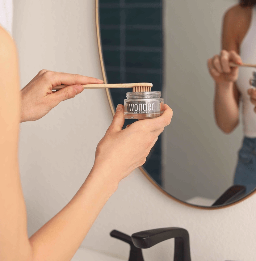 Wonder Oral Wellness Whitening Tooth Powder 2