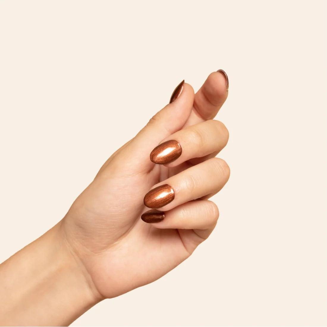 BKIND Nail Polish - Une Cenne 1