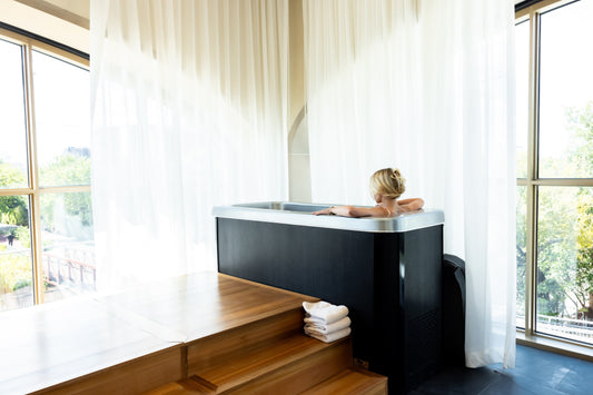 Hot/Cold Immersion: The Science Behind Contrast Therapy