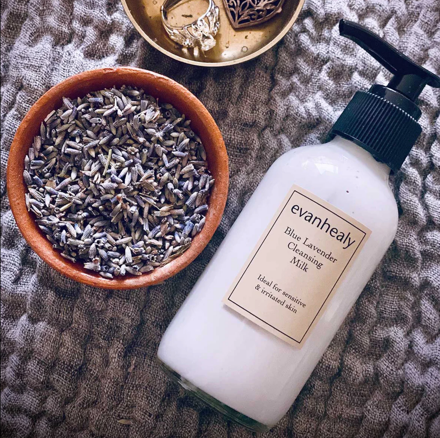 Evanhealy Blue Lavender Cleansing Milk